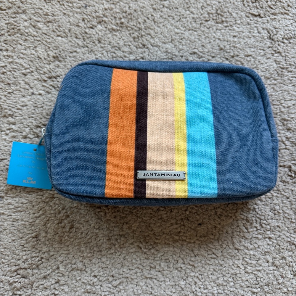 KLM Airlines x Jantaminiau Business Class Amenity Kit